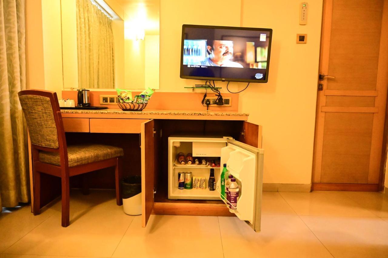 Hotel Deccan Royaale, Shivajinagar Пуна Экстерьер фото
