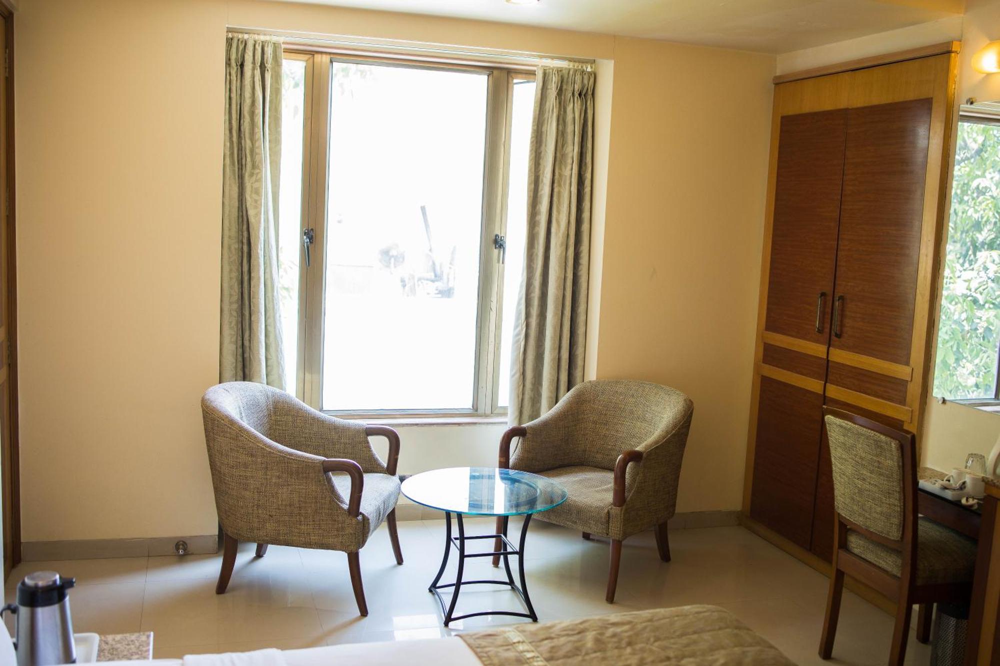 Hotel Deccan Royaale, Shivajinagar Пуна Экстерьер фото